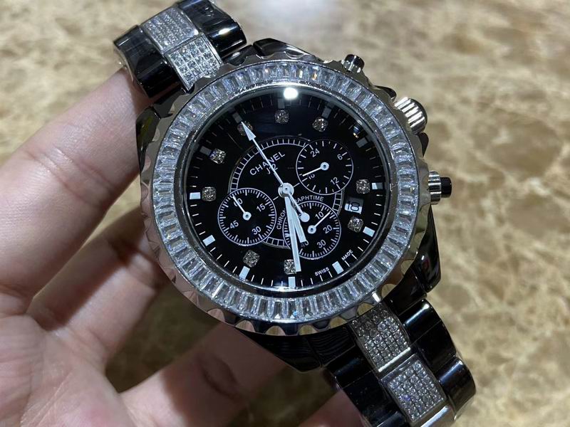 Chanel 43mm 34mm 110385